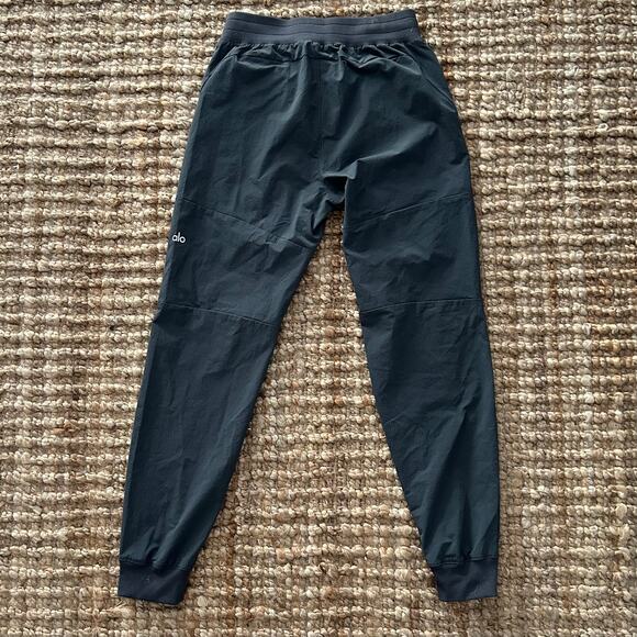 Alo Yoga Co-Op Pant – Women’s XS – Anthracite (Charcoal) – Retail $138 - Picture 5 of 11